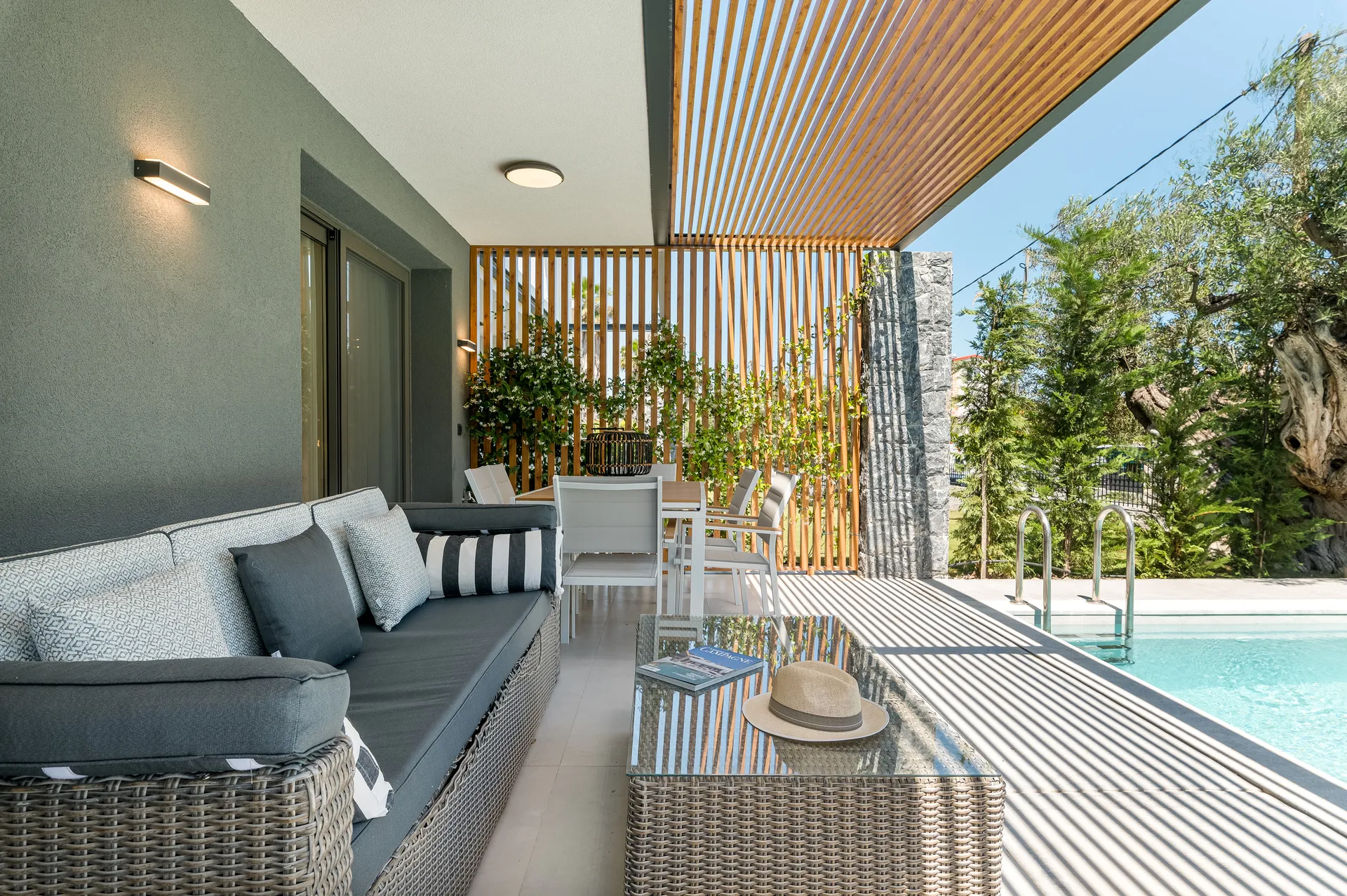 Tiara Holidays - Dionisos Resort - Suite with Private Pool - balcony